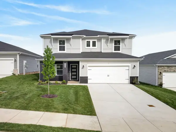 2360 Woodmeadow Dr, Clarksville, TN 37043