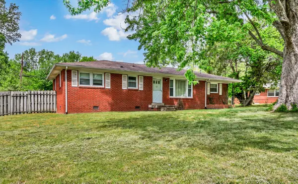 62 Bel Air Blvd, Clarksville, TN 37042