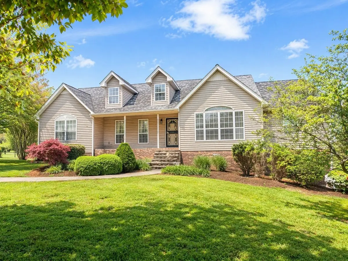 3993 Cecil Farm Rd, Mount Pleasant, TN 38474 - #1