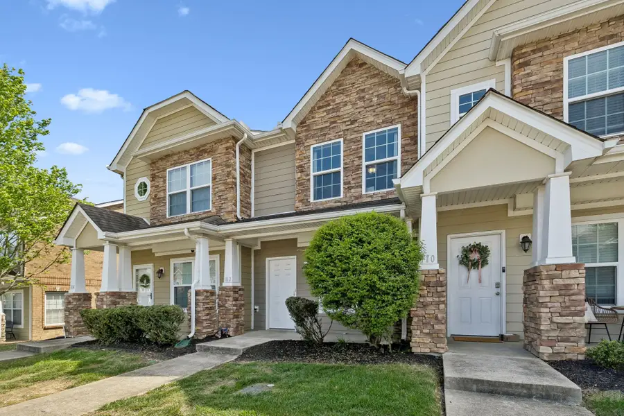 112 Cobblestone Place Dr, Goodlettsville, TN 37072 - #3