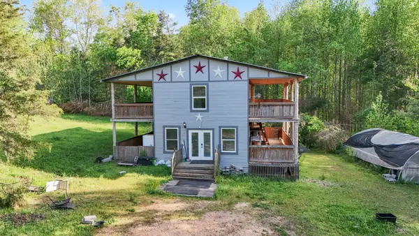 140 K B Song Ln, Linden, TN 37096