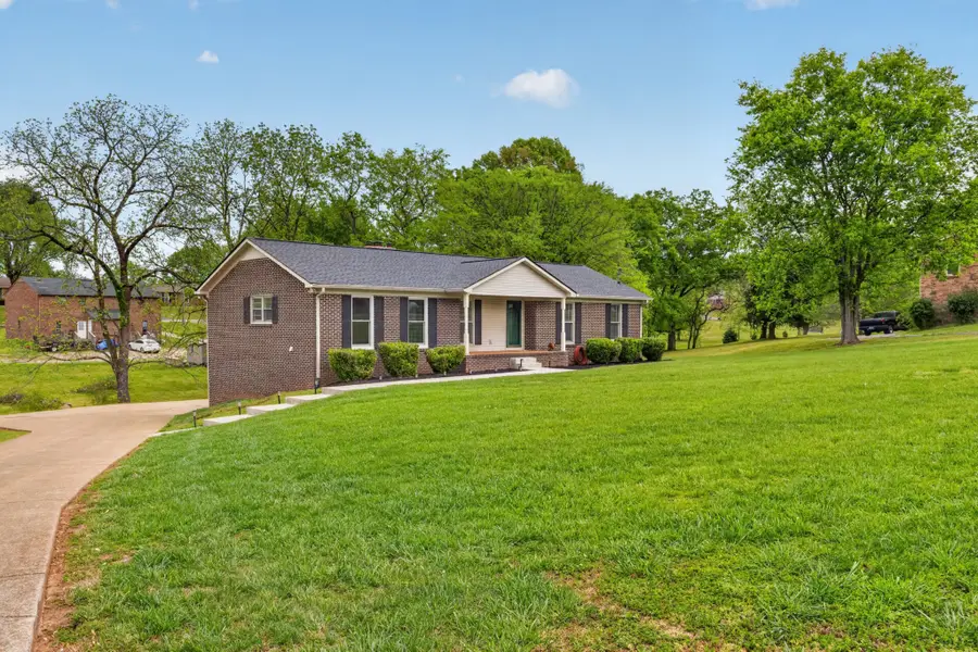 1264 Imperial Dr, Columbia, TN 38401 - #2