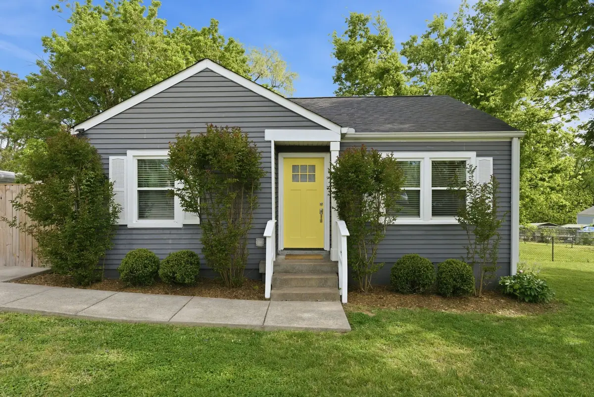 86 Evelyn Dr, Nashville, TN 37210 - #1