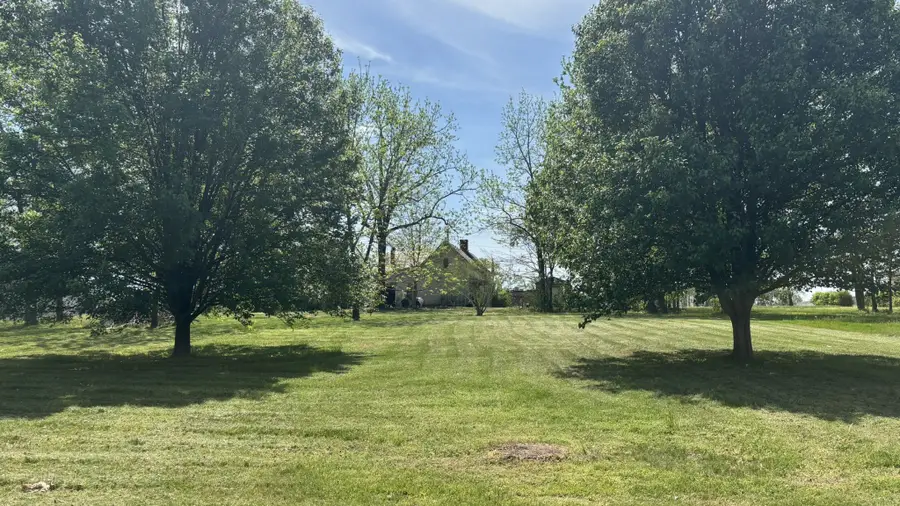 408 College St, Lafayette, TN 37083 - #3