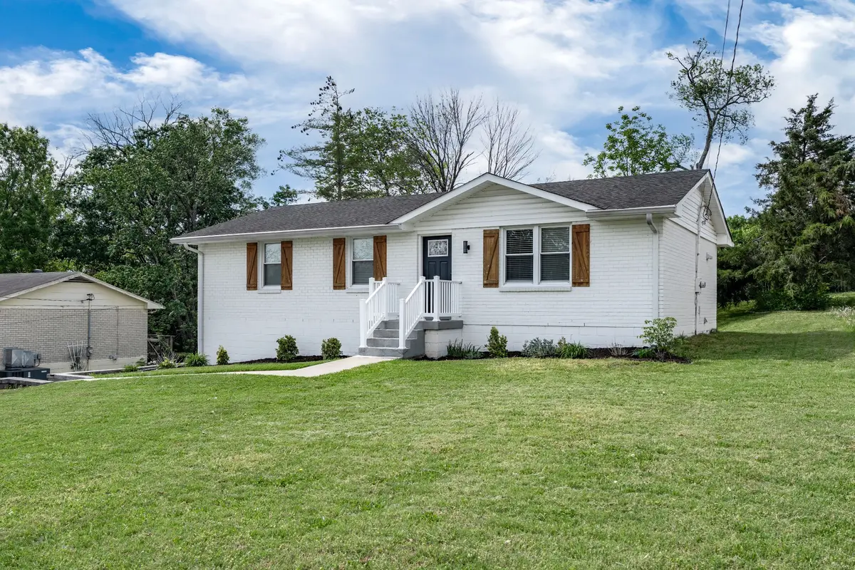 143 Evergreen Cir, Hendersonville, TN 37075 - #1