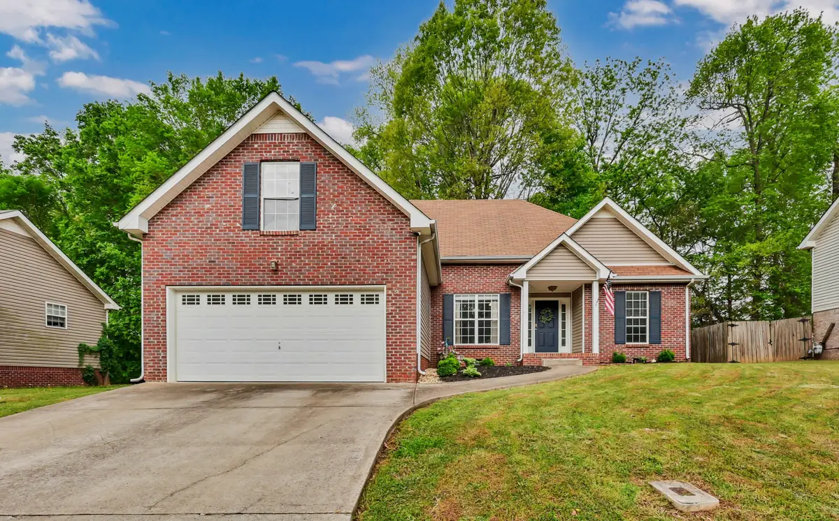 1604 Cedar Springs Cir, Clarksville, TN 37042 - #1
