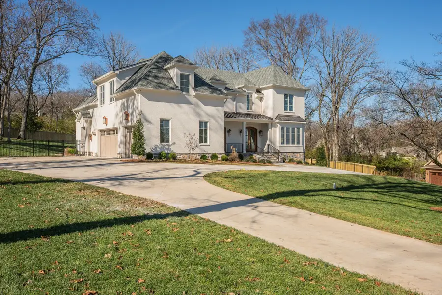 843 Neartop Dr, Nashville, TN 37205 - #2