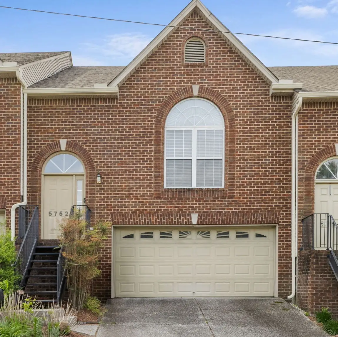 5752 Amalie Dr, Nashville, TN 37211 - #1