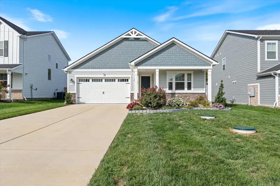 1428 Ovaldale Dr, Murfreesboro, TN 37128 - #2