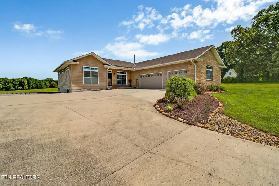 1432 Sawmill Rd, Crossville, TN 38555 - #3