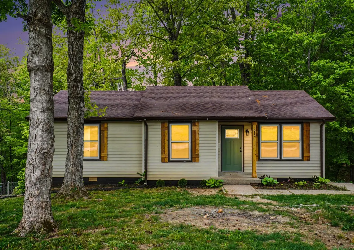 512 Aspen Dr, Clarksville, TN 37042 - #1