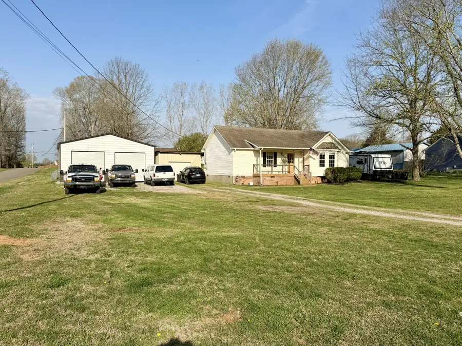 3833 Hearthstone Dr, Chapel Hill, TN 37034 - #3