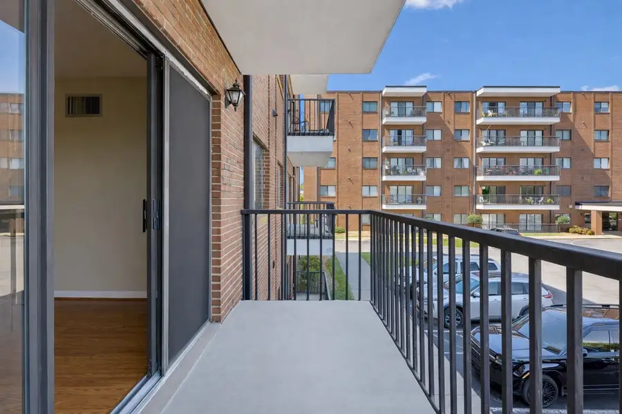 200 Sanders Ferry Rd #1210, Hendersonville, TN 37075 - #3