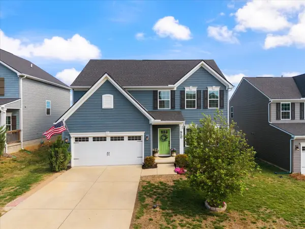 910 Caywood Rd, Smyrna, TN 37167