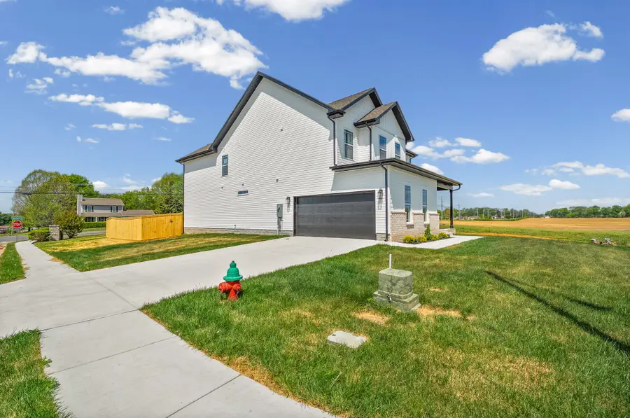 1075 Cherry Blossom Ln, Clarksville, TN 37040 - #3