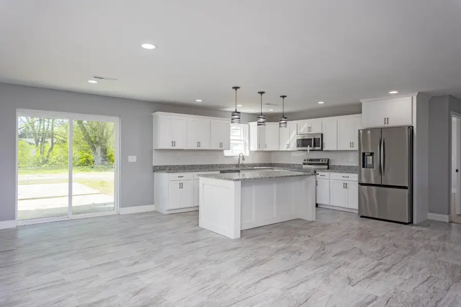388 Edgewater Street, Dayton, TN 37321 - #2