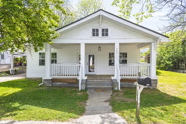 723 Washington Avenue, Etowah, TN 37331