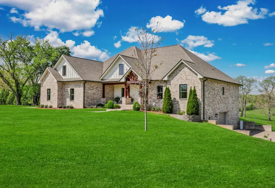 3300 Ball Rd, Clarksville, TN 37040 - #3
