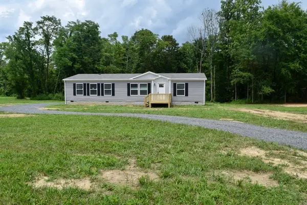 2166 Shrum Cemetery Rd, Westmoreland, TN 37186