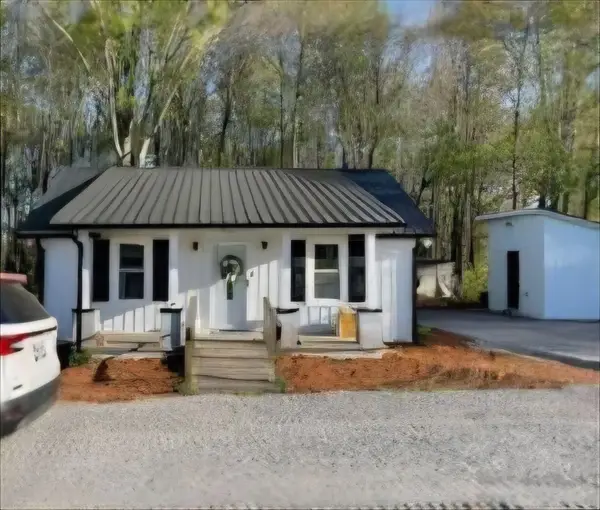 1151 Dry Creek Rd, Smithville, TN 37166