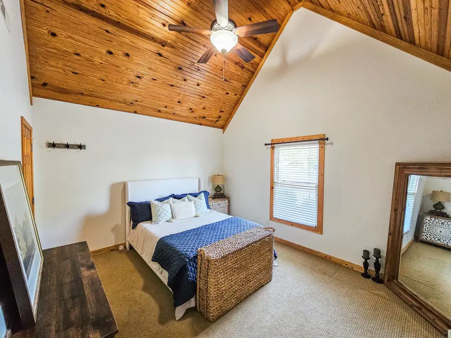 128 Holly Tree Dr, Estill Springs, TN 37330 - #3