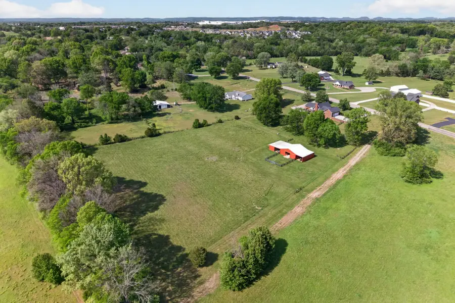 2536 Greens Mill Rd, Columbia, TN 38401 - #2