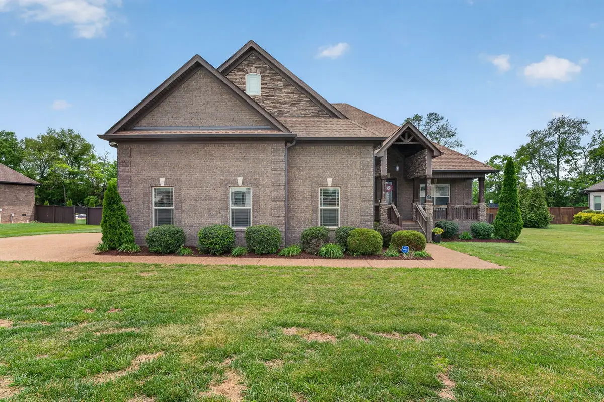 450 Cobblestone Way, Mount Juliet, TN 37122 - #1