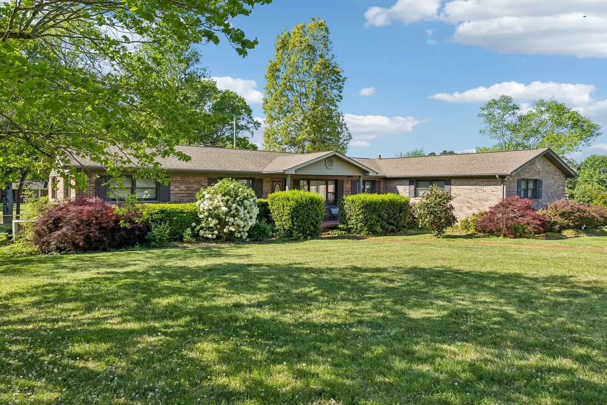 205 Houghton Dr, Winchester, TN 37398 - #1