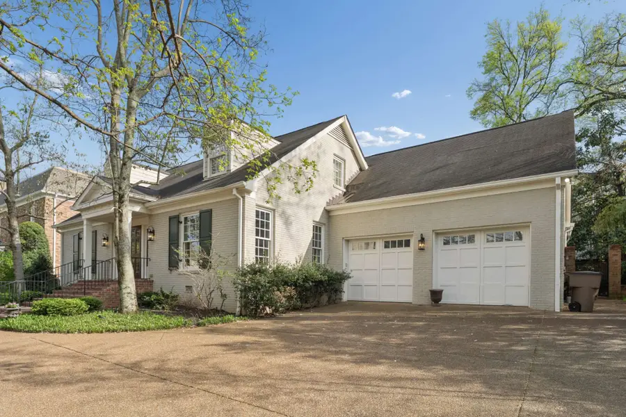 131 Prospect Hl, Nashville, TN 37205 - #2