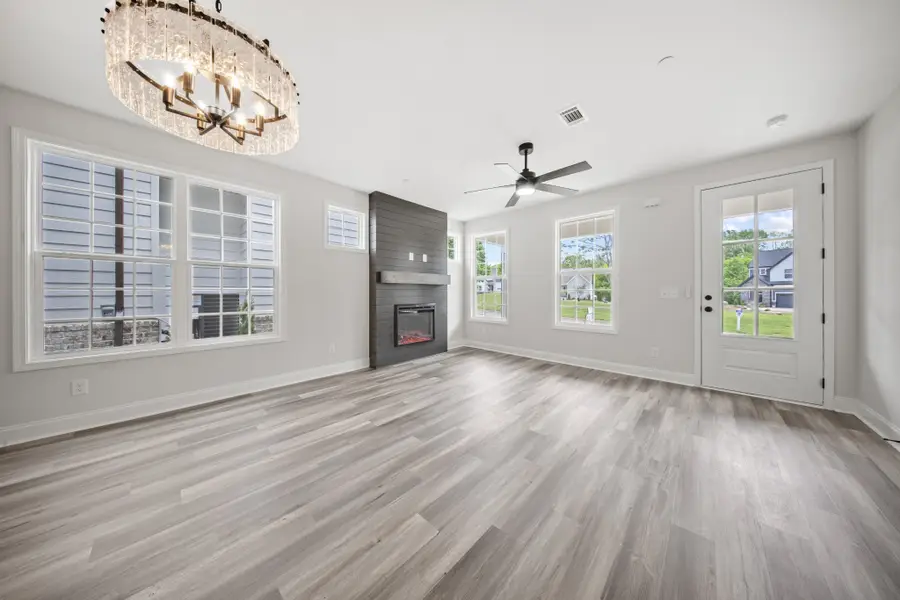 130 Gower Street, Pleasant View, TN 37146 - #3