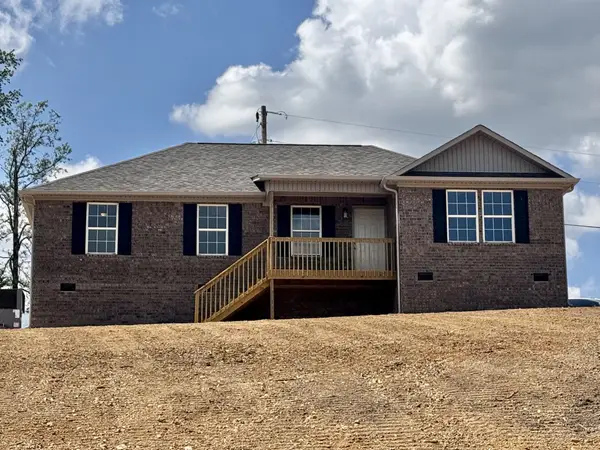 1001 Addys Ln, Lawrenceburg, TN 38464