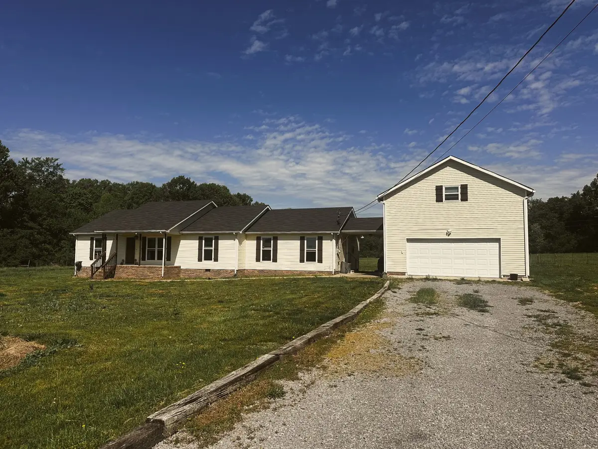 831 Philippi Rd, Wartrace, TN 37183 - #1