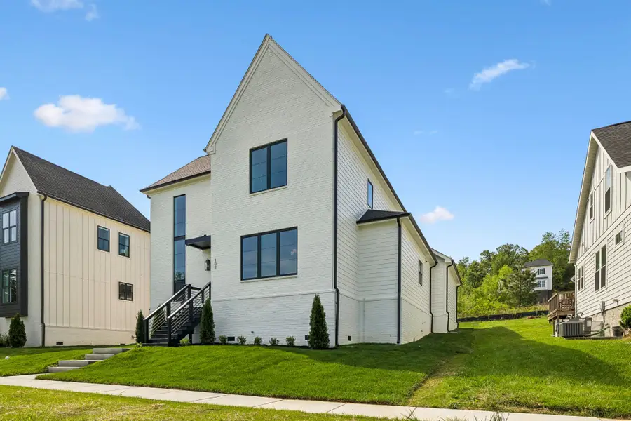 102 Madeleine Way, Kingston Springs, TN 37082 - #3