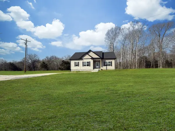 1424 East Piney Road, Dickson, TN 37055