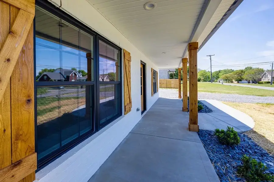 759 N Palmers Chapel Rd, White House, TN 37188 - #3