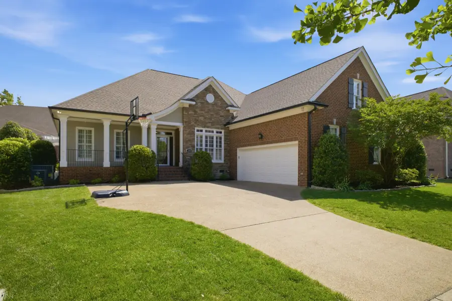 745 Fountainwood Blvd, Franklin, TN 37064 - #2