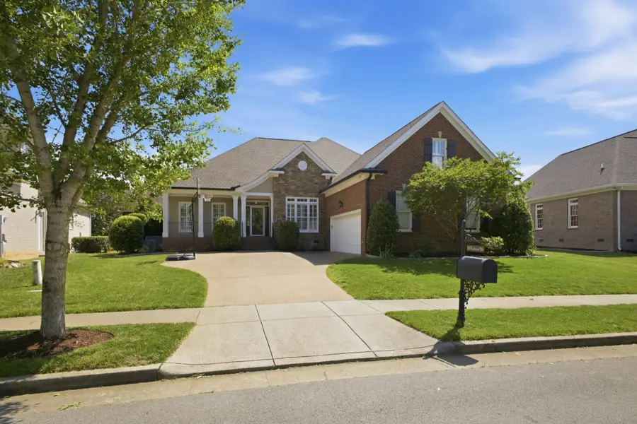 745 Fountainwood Blvd, Franklin, TN 37064 - #3