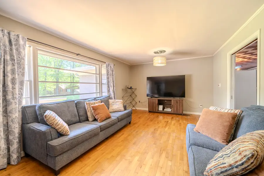 180 Willow St, Savannah, TN 38372 - #3