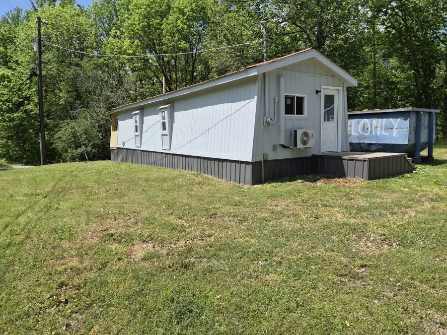 130 Neil Dr, Smithville, TN 37166 - #3