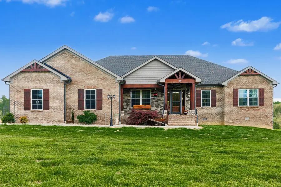 1560 Fairfield Rd, Westmoreland, TN 37186 - #3