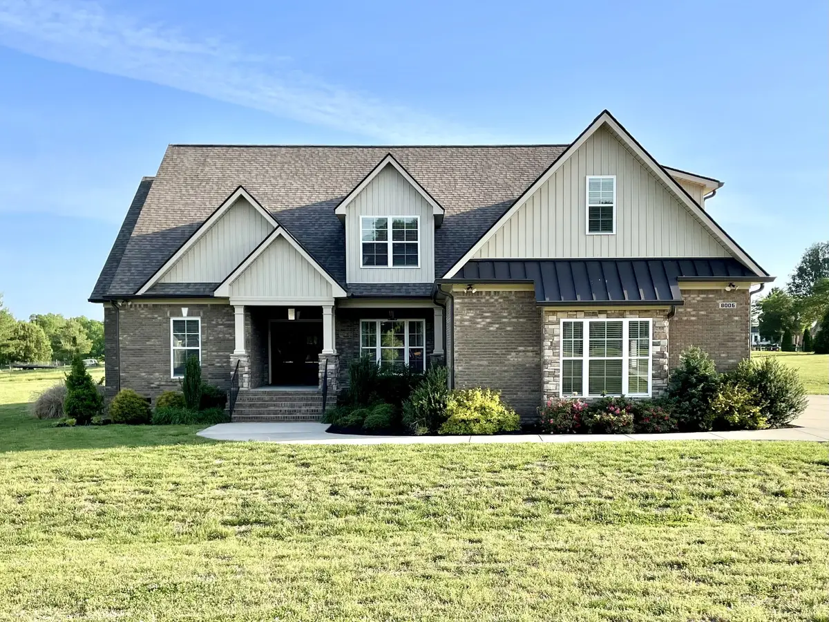 8006 Traditions Ln, Columbia, TN 38401 - #1