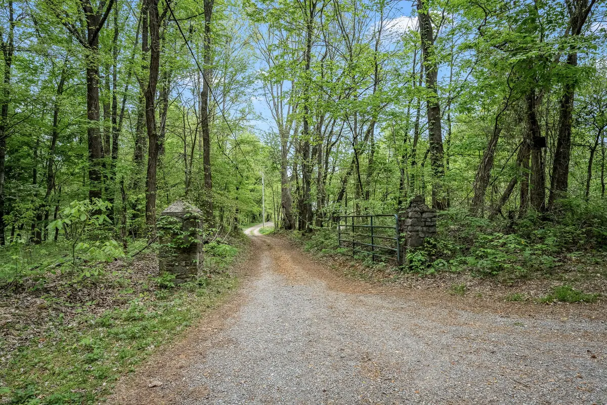 1975 Sugar Tree Knob Rd, Liberty, TN 37095 - #1