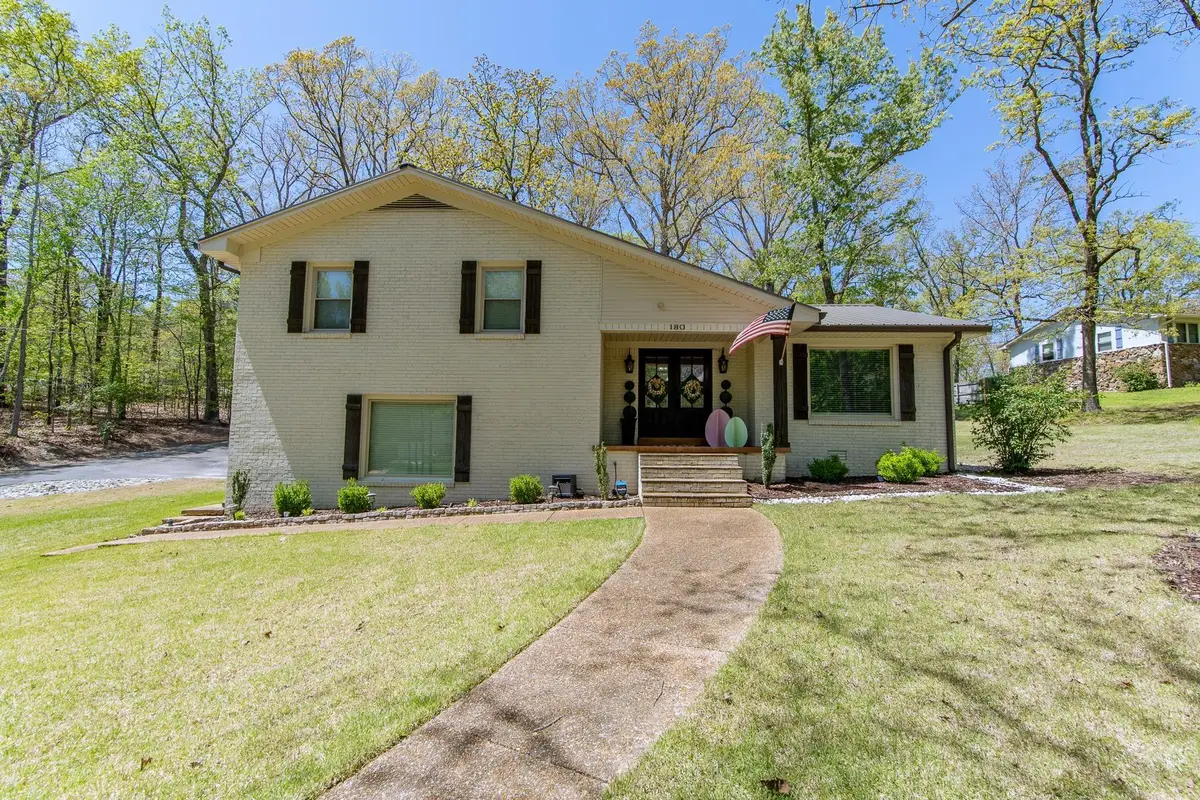 180 Horner Dr, Selmer, TN 38375 - #1