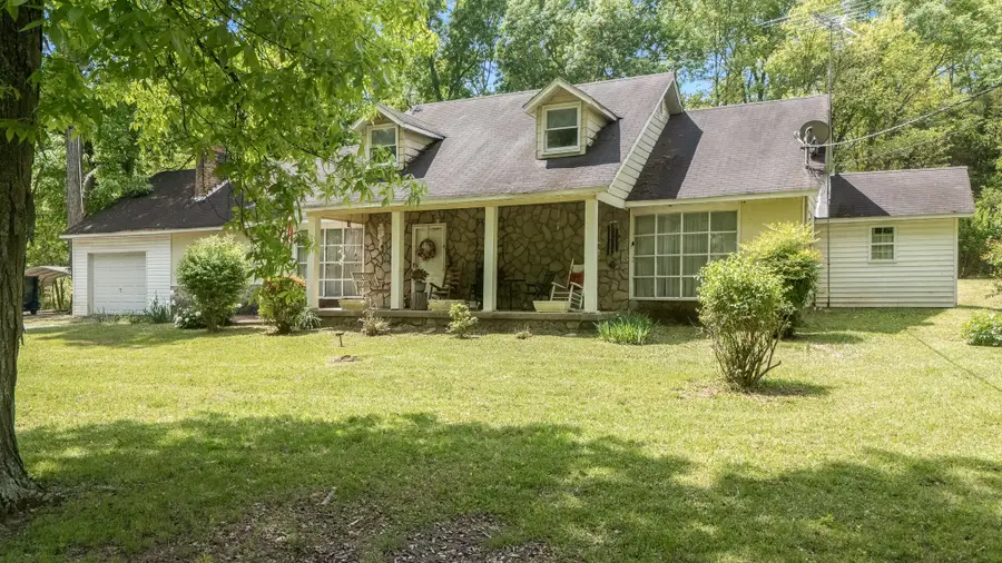 114 Glover Ln, Shelbyville, TN 37160 - #3