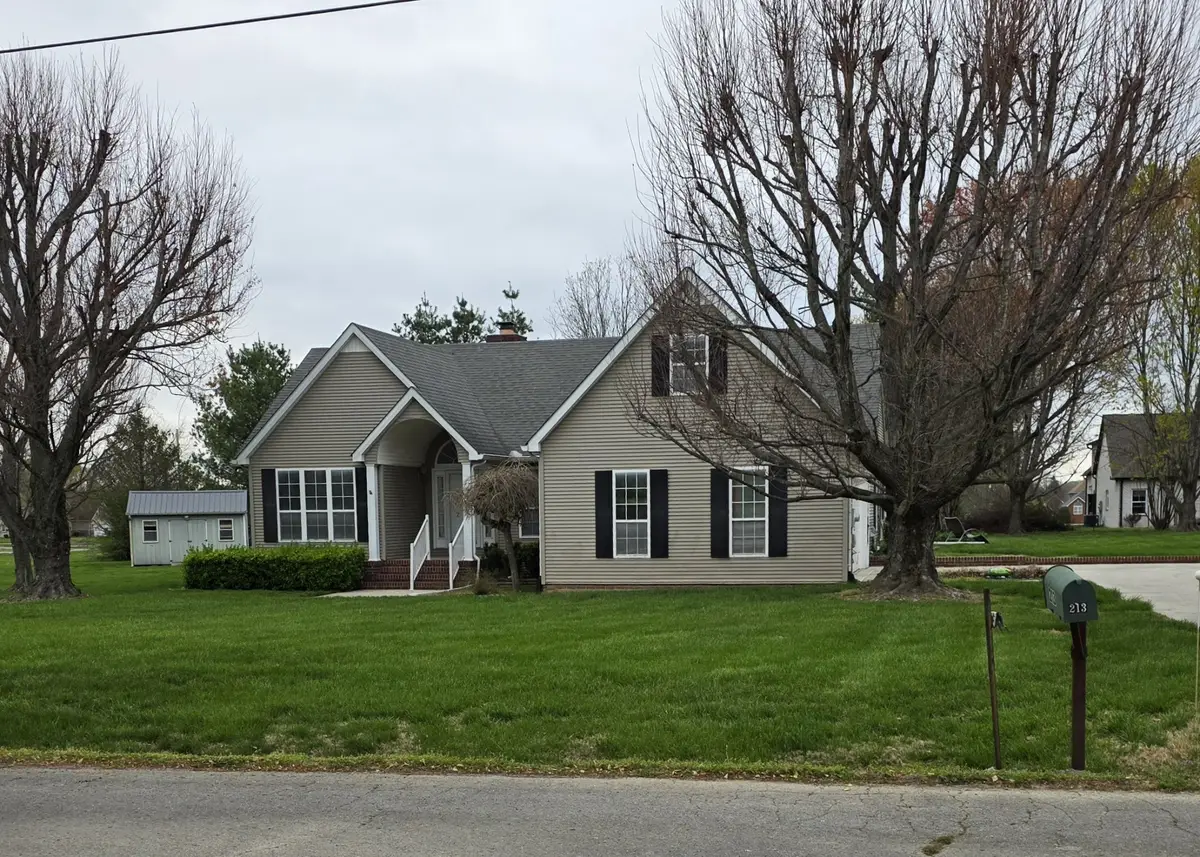 213 Maple Springs Dr, Manchester, TN 37355 - #1