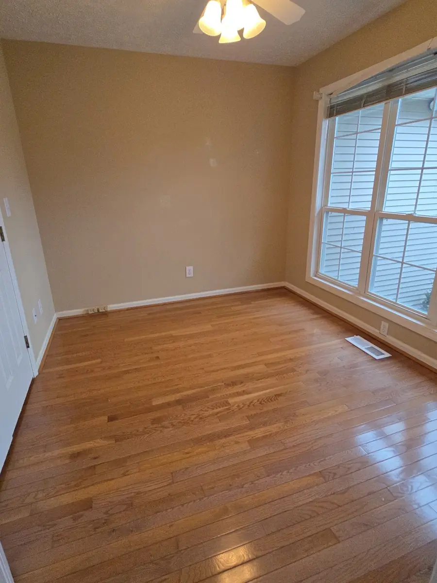 213 Maple Springs Dr, Manchester, TN 37355 - #2