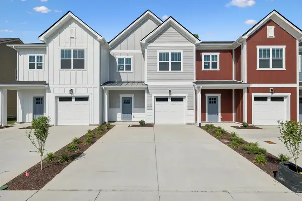 351 Carver Connection, Lebanon, TN 37087