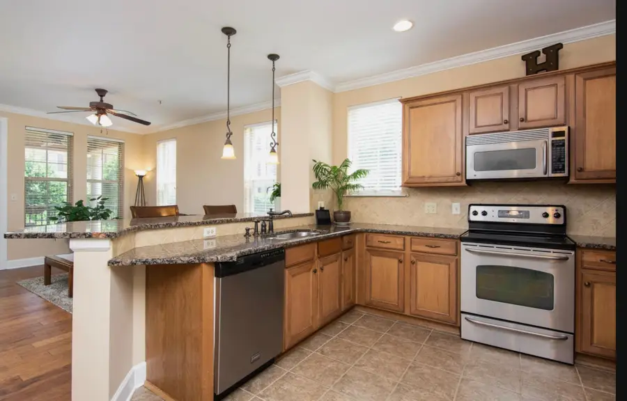 311 Seven Springs Way #104, Brentwood, TN 37027 - #3