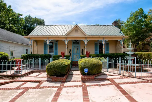 315 W 12th St, Columbia, TN 38401