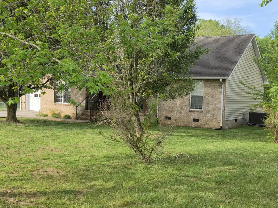 201 Steeplechase Dr, Smithville, TN 37166 - #3